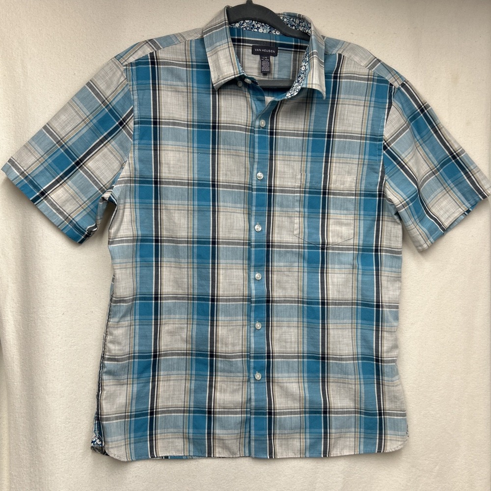 Van Heusen Men's Short Sleeve Plaid Large 16-16 1/2 Button Down Casual Shirt